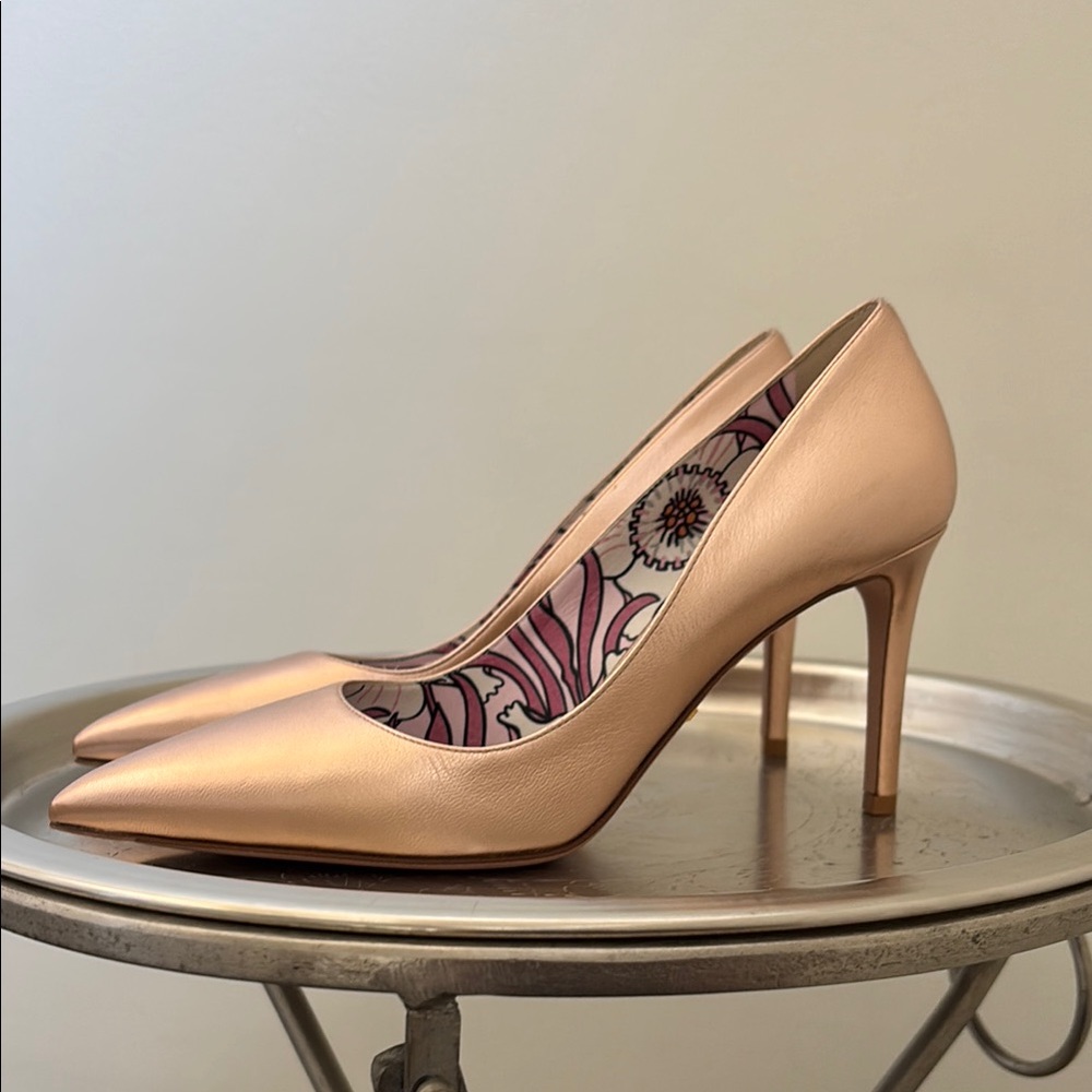 RARE NWT Rose Gold Iridescent Prada Stiletto Pumps Size 39